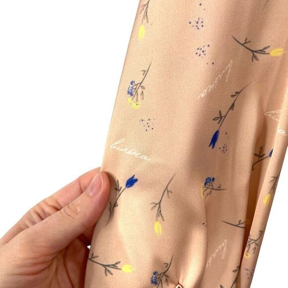 VOVK Vilna‎ floral button up blouse top Size XL Ukraine designer - Picture 6 of 8